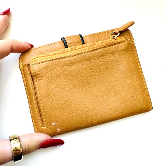 VINTAGE CLUB Brown Tan Leather Zipper Coin Purse Clutch Wallet Card Organizer - Picture 8 of 10